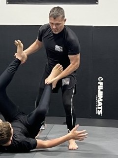 Coach Eric Gillette